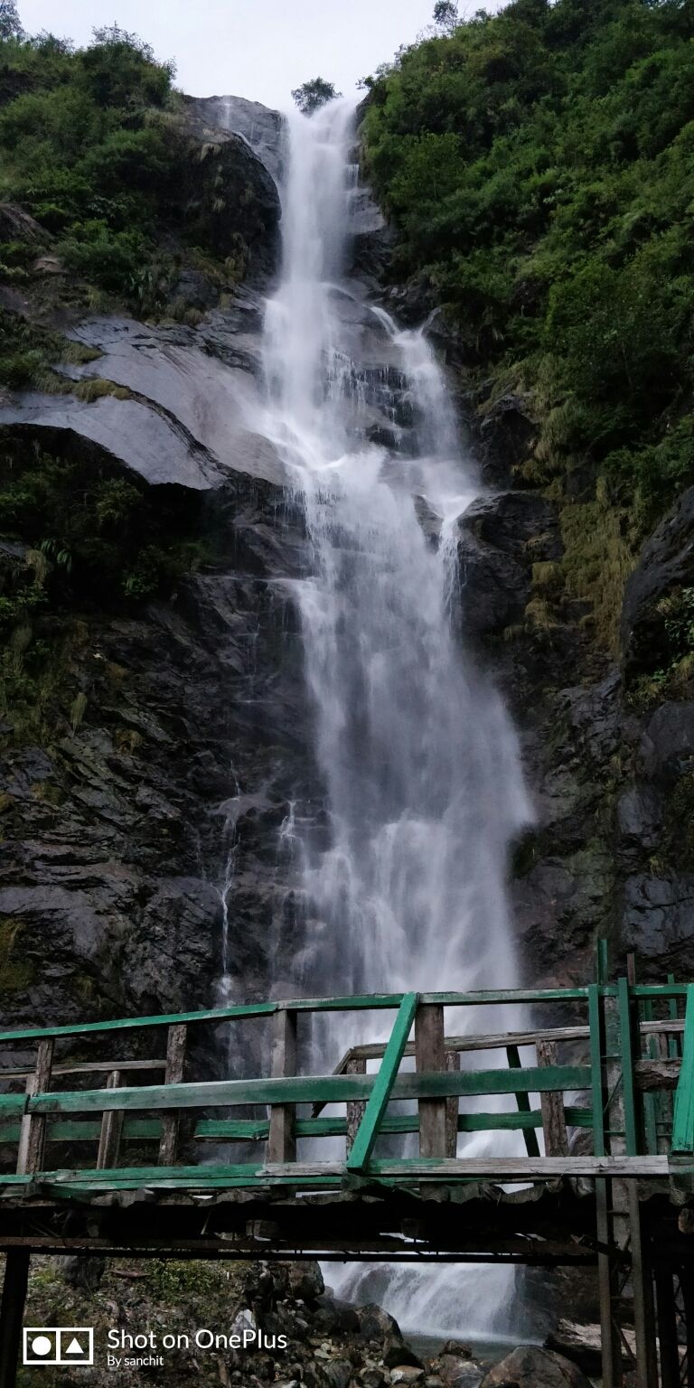 Photo of Lachung, Sikkim, India by Ashish Bharti