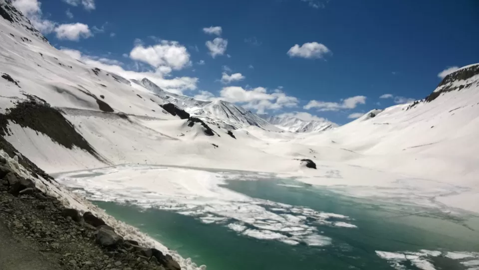 Photo of Manali to Leh: Journey through the summit of crossroads by Vishant Goel