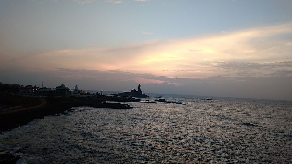Photo of Kanyakumari Sunrise View, Kanyakumari, Tamil Nadu, India by Vinay