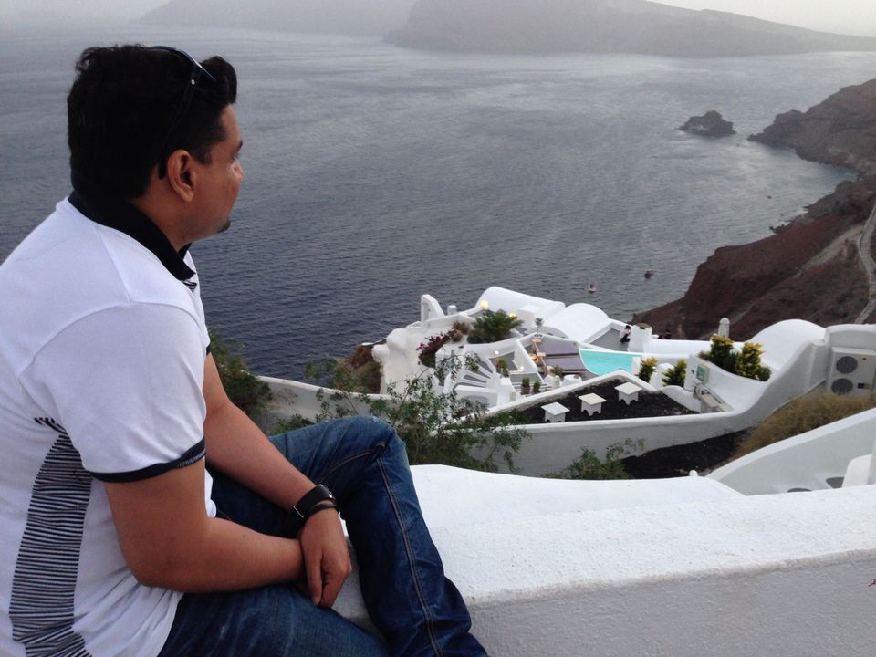 Photo of Amazing Santorini!! 7/10 by Lisa