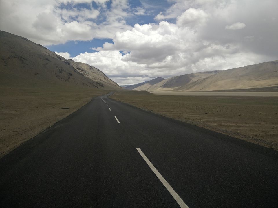 Photo of 1 Beast, 3 Wanderers, 5 States, 11 Days, 3200 Kilometres, ∞ experiences – Leh'd in India! 16/78 by Jaswanth Jagadeesh Insta: #jaswantravels
