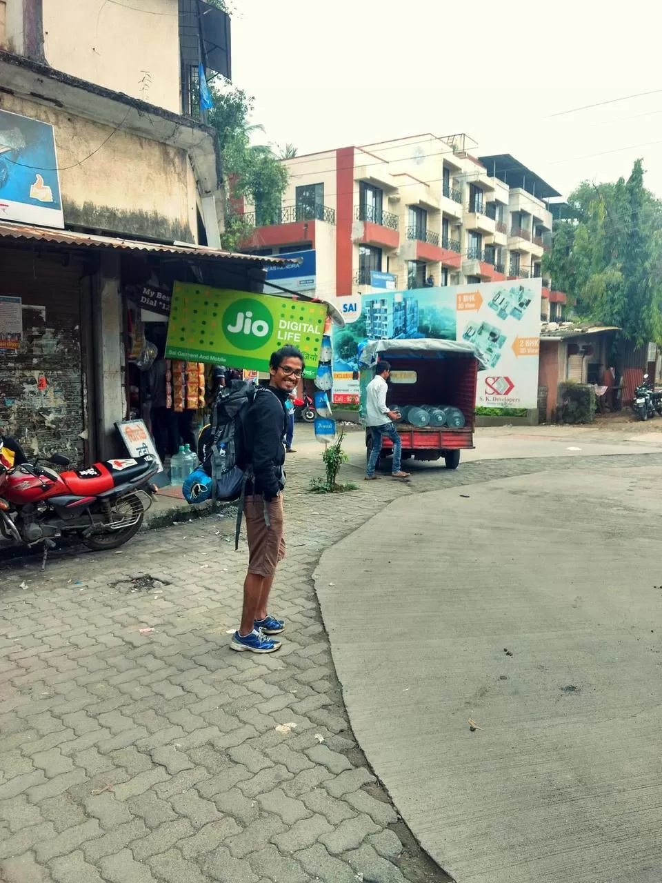 Photo of Nizamabad Railway Staion, Nizamabad Station FOB, Hamalwadi, Nizamabad, Telangana, India by TripTin Adventures