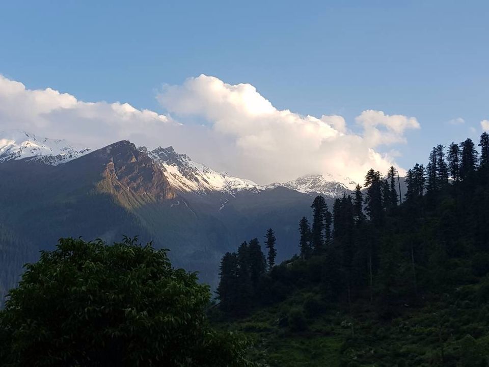 Photo of Yes you can go to heaven- Kheerganga Trek 1/10 by meenal guglani