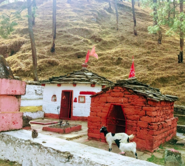 Photo of Ghat Shiv Mandir, Sariya Pani, Uttarakhand, India by Akash Bhatte