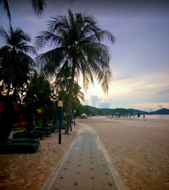 Photo of beach view, Langkawi, Kedah, Malaysia by Akash Bhatte
