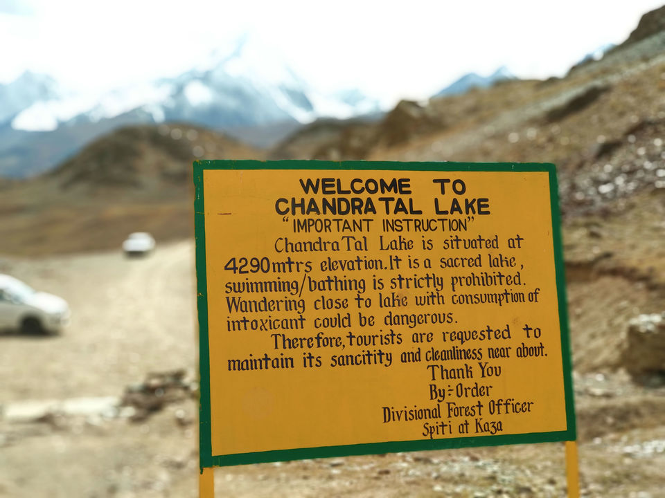 Photo of Chandratal in Autumn 1/6 by Notjustbackpacker