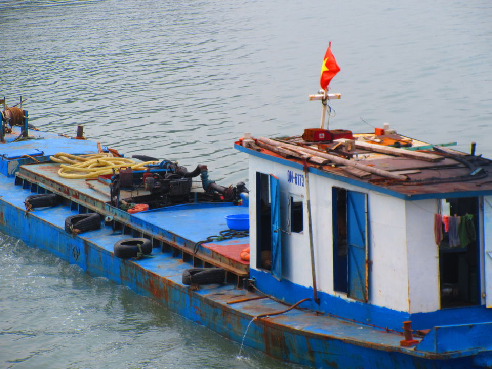 Photo of Hạ Long Bay, Thành phố Hạ Long, Quảng Ninh, Vietnam by LonelyCanopy_Art&Travel