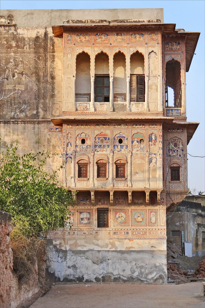 Photo of Fascinating Frescos of Podar Haveli #rajasthaninphotos by Seema Misra