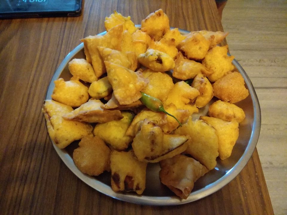 Photo of 7 Best Street Foods Under Rs 100 In Bhubaneswar, Orissa #streetfoodindia by Seema Misra