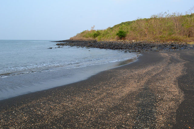 Photo of Tilmati Beach Road, Majali, Goa, India by LonelyCanopy_Art&Travel