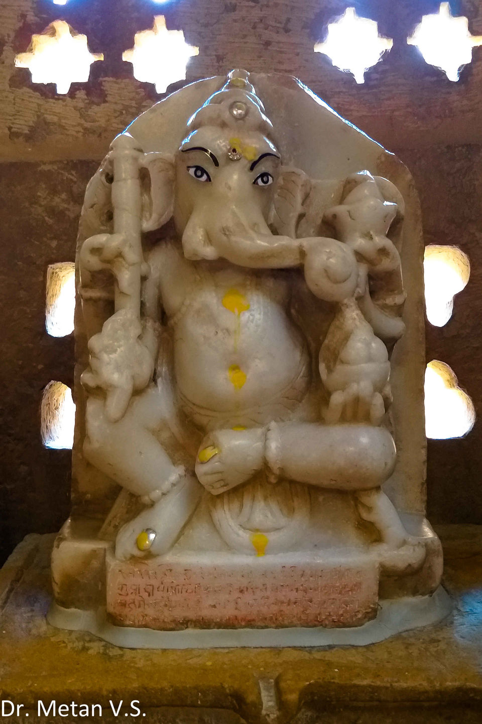 Photo of Beautiful Lodurva Jain Temple Jaisalmer 11/16 by Dr. Vyankatesh Metan