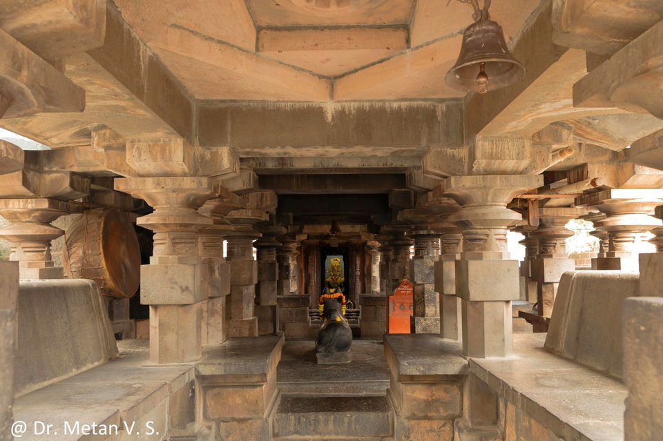 Photo of Beautiful & Ancient Shri Sangmeshwar and Shri Harihareshwar Temple, Kudal Sangam Hattarsang, Solapur 6/49 by Dr. Vyankatesh Metan