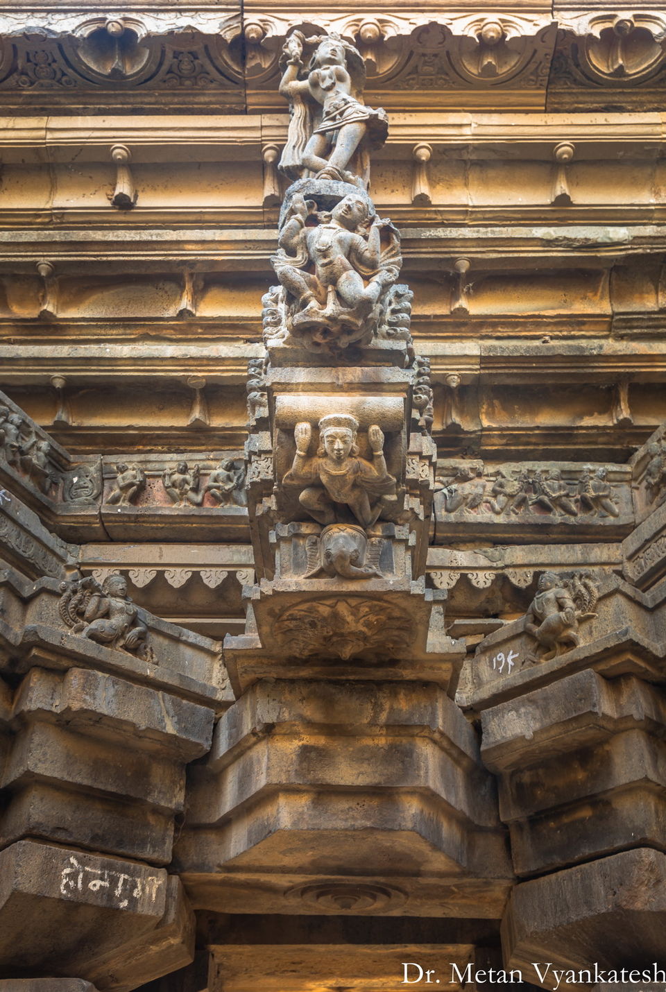 Photo of Beautiful & Ancient Shri Sangmeshwar and Shri Harihareshwar Temple, Kudal Sangam Hattarsang, Solapur 34/49 by Dr. Vyankatesh Metan