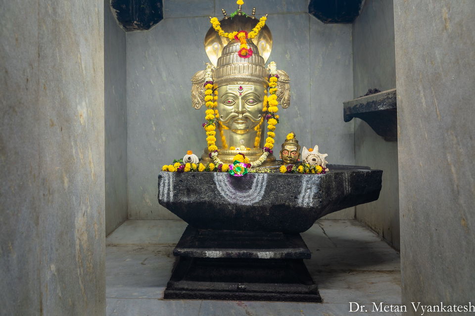 Photo of Beautiful & Ancient Shri Sangmeshwar and Shri Harihareshwar Temple, Kudal Sangam Hattarsang, Solapur 16/49 by Dr. Vyankatesh Metan