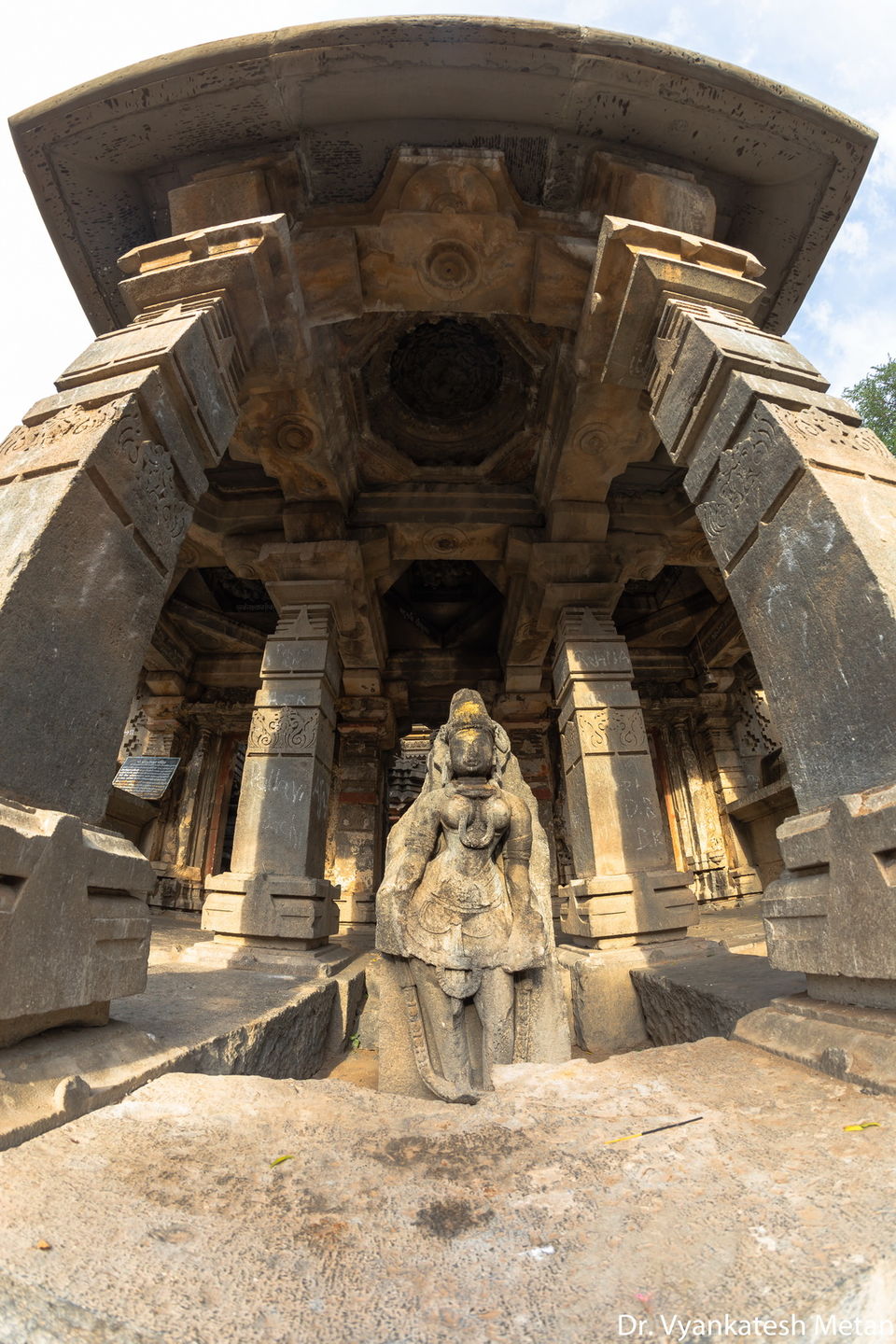 Photo of Beautiful & Ancient Shri Sangmeshwar and Shri Harihareshwar Temple, Kudal Sangam Hattarsang, Solapur 23/49 by Dr. Vyankatesh Metan