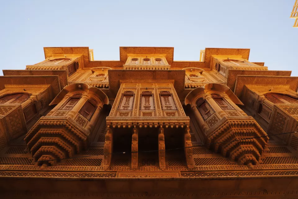 Photo of Patwon Ki Haveliyan, Amar Sagar Pol, Jaisalmer, Rajasthan, India by Kashish Lamba
