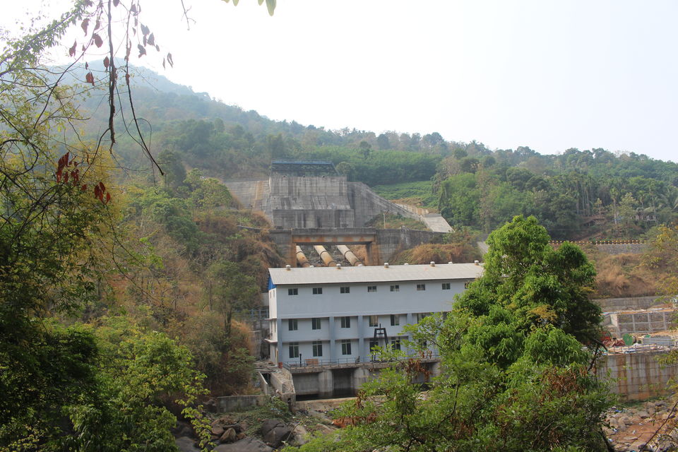 Photo of Makutta-Pattimalai, a nature’s challenge 4/36 by Balachandra