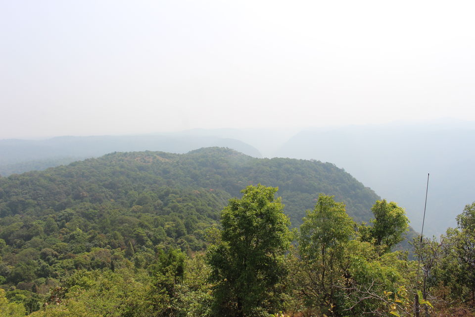 Photo of Makutta-Pattimalai, a nature’s challenge by Balachandra