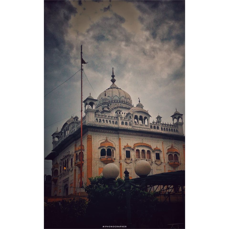 Photo of Gurdwara Dehra Sahib Sri Guru Arjan Dev, Lahore, Pakistan by Ahsan Bilal