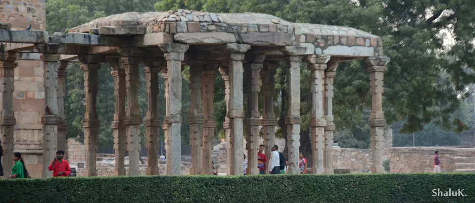 Photo of Qutub Minar, New Delhi, Delhi, India by Shalu Khandelwal