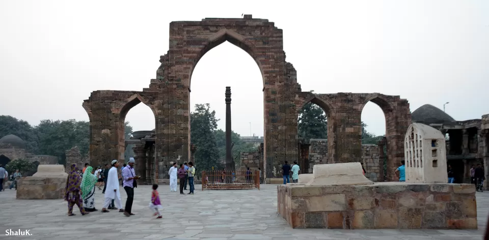 Photo of Qutub Minar, New Delhi, Delhi, India by Shalu Khandelwal