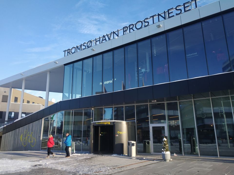Photo of 2 reasons to Visit Tromso... 1 mainstream, another offbeat by Rwittick Dutta