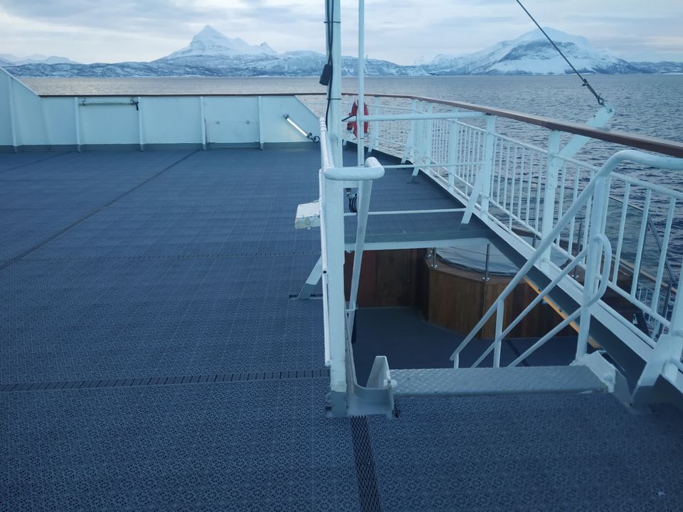 Photo of 2 reasons to Visit Tromso... 1 mainstream, another offbeat by Rwittick Dutta