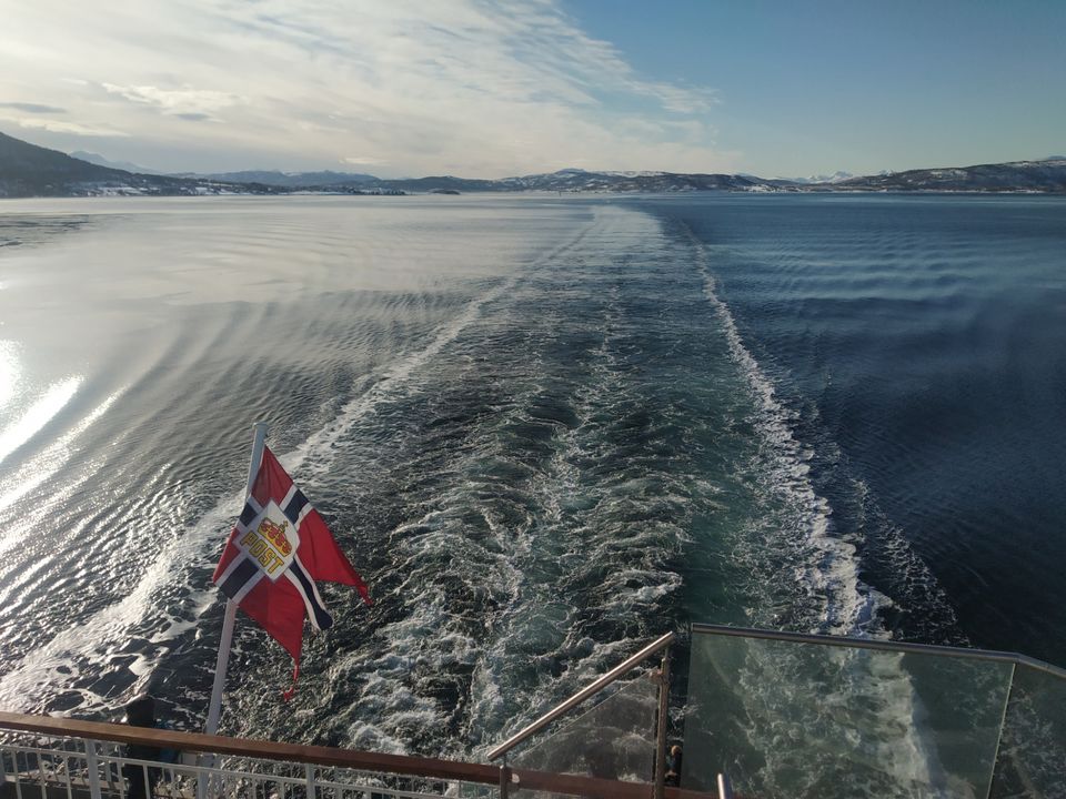 Photo of 2 reasons to Visit Tromso... 1 mainstream, another offbeat by Rwittick Dutta