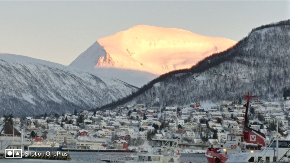 Photo of Tromso's arctic twins- Polaria and Cathedral by Rwittick Dutta