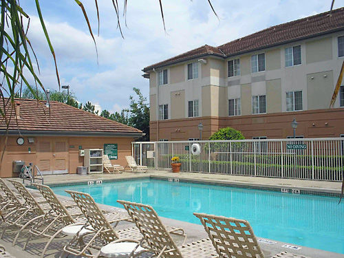 Photo of Top 3 Affordable Hotels in Orlando with In-Room Kitchen 1/2 by William John