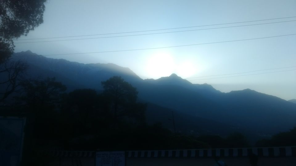Photo of Triund Trek Trail, Trail to Triund Hill, Dharamshala, Himachal Pradesh, India by Purva Goel