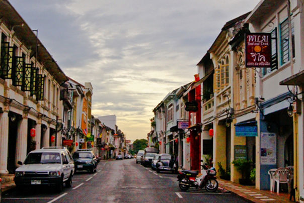 Photo of 13 Beautiful Phuket Places That You Must Visit 5/13 by Himanshu Kapoor