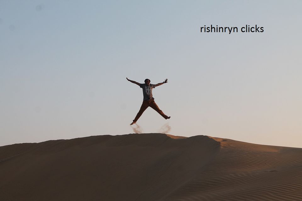 Photo of Ever slept in open sky in desert?? by Rishi Narayanan