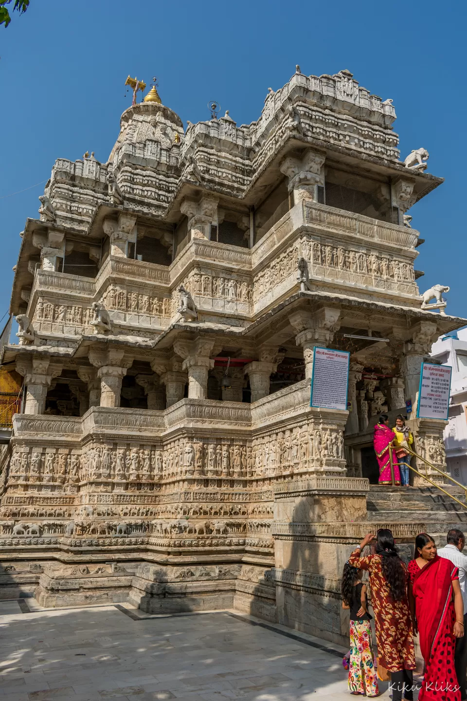 Photo of Jagdish Temple Road, Silawatwari, Udaipur, Rajasthan, India by Kiran Kumnoor (Little Detours)