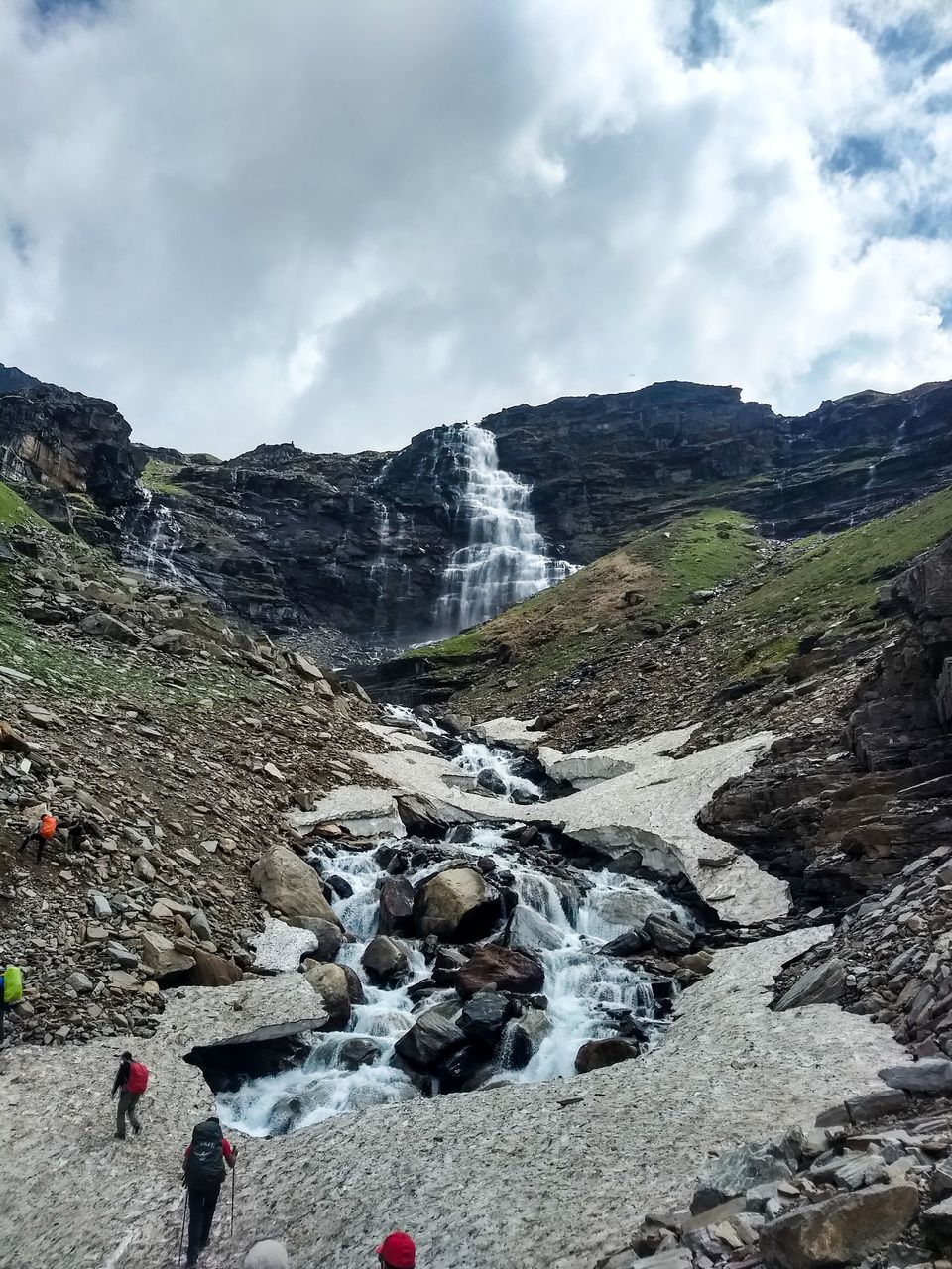Photo of Why did I cry at the Rupin Pass Summit #offbeatuttarakhand by Kiran Kumnoor (Little Detours)