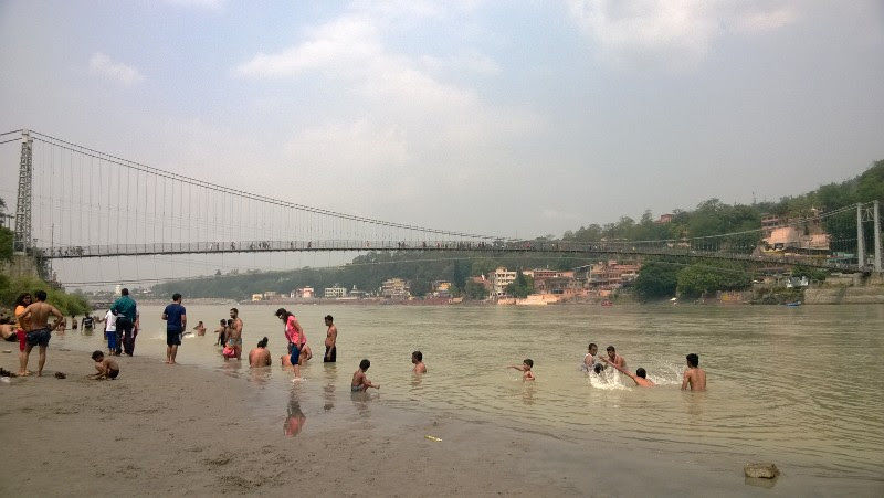 Photo of Laxman Jhula, Rishikesh, Uttarakhand, India by Megha