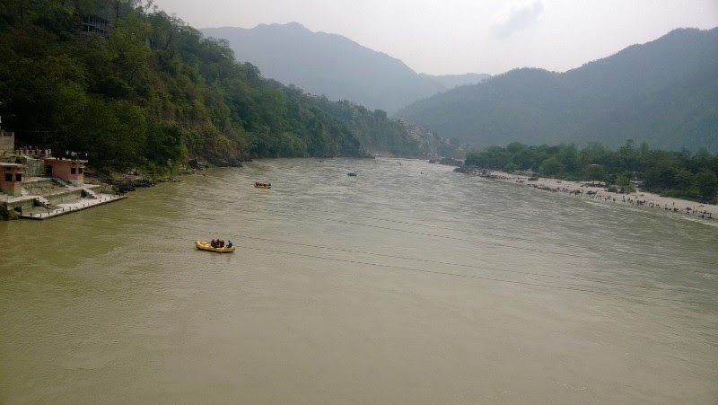 Photo of Laxman Jhula, Rishikesh, Uttarakhand, India by Megha