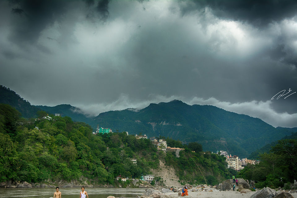 Photo of On The Banks of The GANGA – Rishikesh & Monsoon Affair 2/21 by Sumit Singh