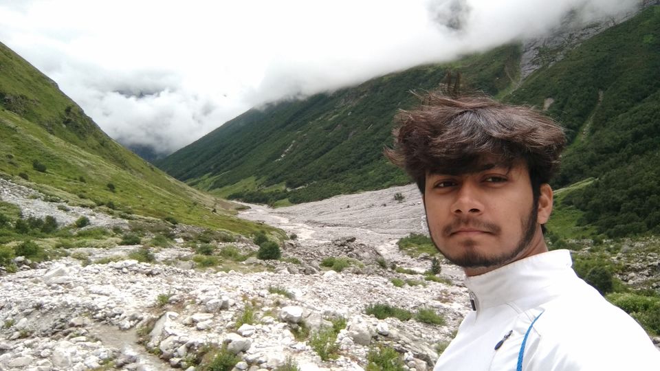 Photo of A Geologist's Baptism : Valley of Flowers & Hemkund Sahib Solo Trip by Animesh Anand