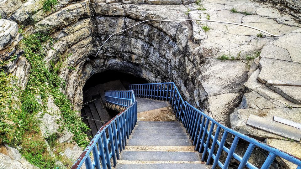 Photo of Belum Caves, Opposite Indian Oil Petrol Pump, Kolimigundla, Andhra Pradesh, India by Ajinkya Deshmukh
