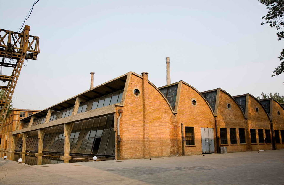 Photo of 798 Art Cafe, Jiuxianqiao Road, Districtul Chaoyang, Beijing, China by WikiBeijing