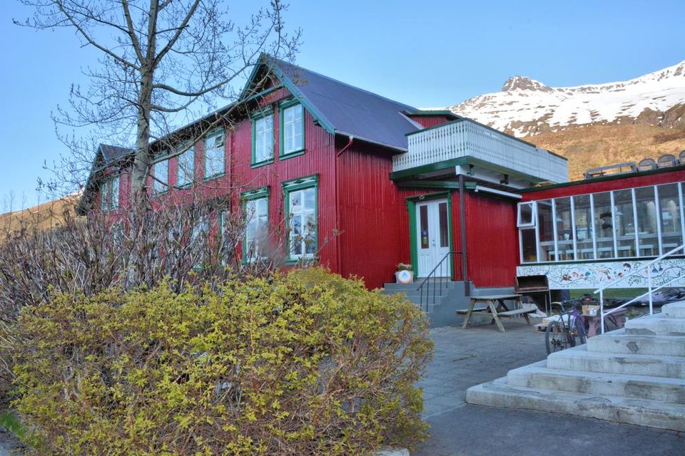 Photo of Seydisfjordur HI Hostel Hafaldan, Suðurgata, Seydisfjordur, Iceland by Devansh Dhar