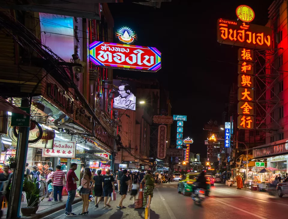 Photo of Chinatown Yaowarat Road Bangkok Thailand by Devansh Dhar