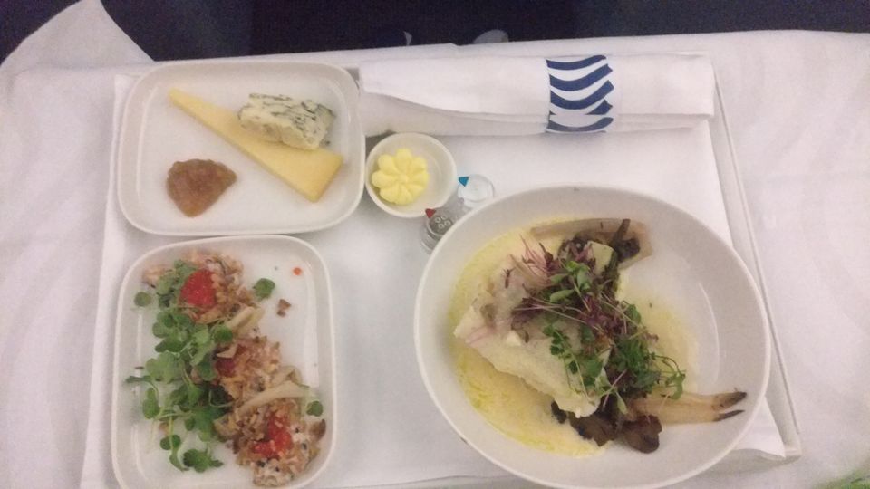 Photo of Finnair Business Class - luxury up in the air! 9/12 by Devansh Dhar