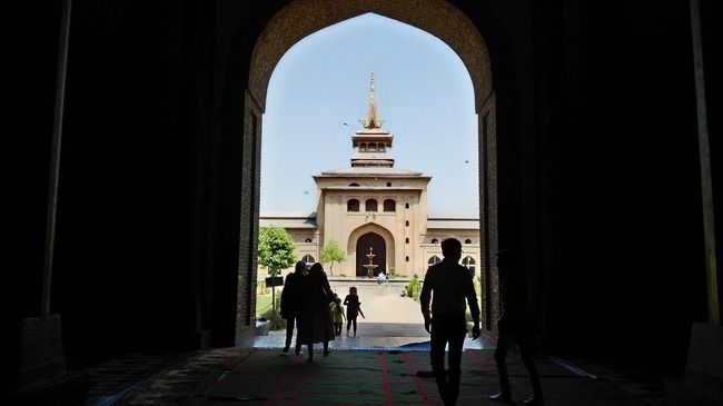 Photo of Jamia Masjid, Srinagar by Disha Kapkoti