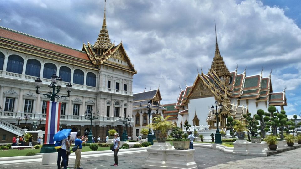 Photo of The Grand Palace Bangkok Thailand by Disha Kapkoti