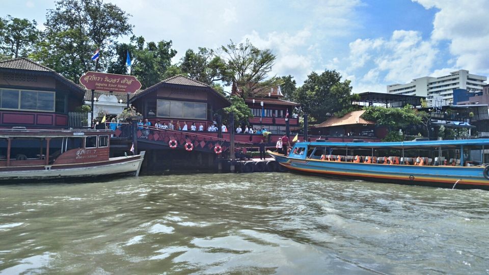 Photo of Supatra River House Bangkok Thailand by Disha Kapkoti