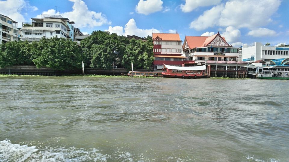 Photo of Supatra River House Bangkok Thailand by Disha Kapkoti