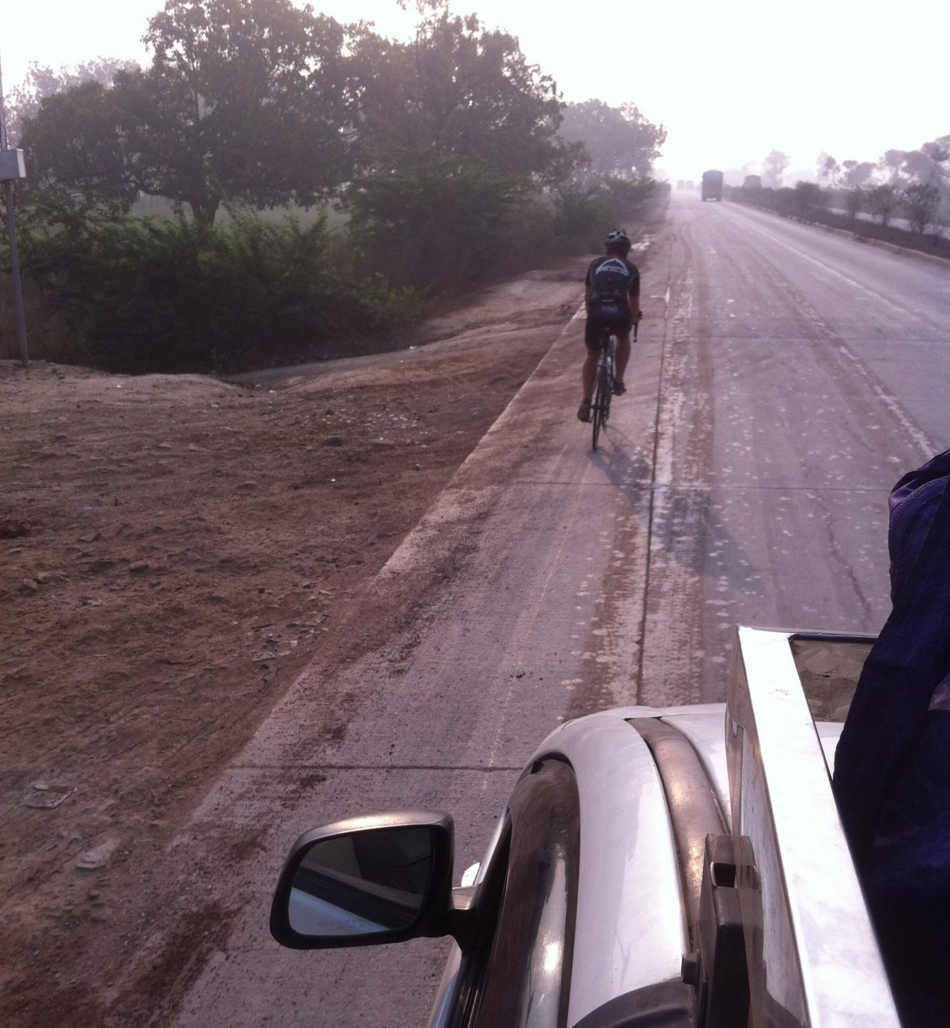Photo of Cyclist's 6000 km Long Journey Across India In 20 Days Is A World Record In Making. #GoTim 6/7 by Disha Kapkoti