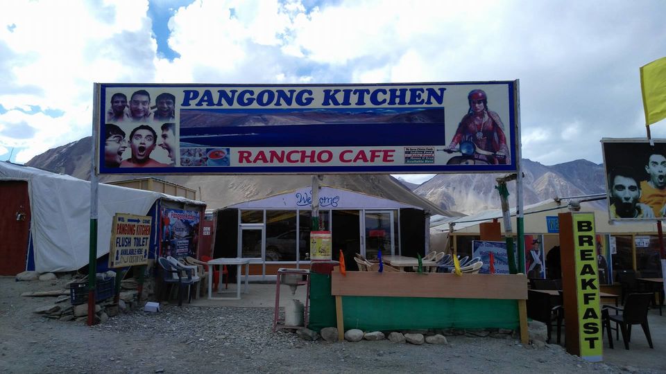 Photo of '3 Idiots' Has Brought A Bunch Of Idiots To Pangong Lake And We Really Need To Talk About It by Disha Kapkoti